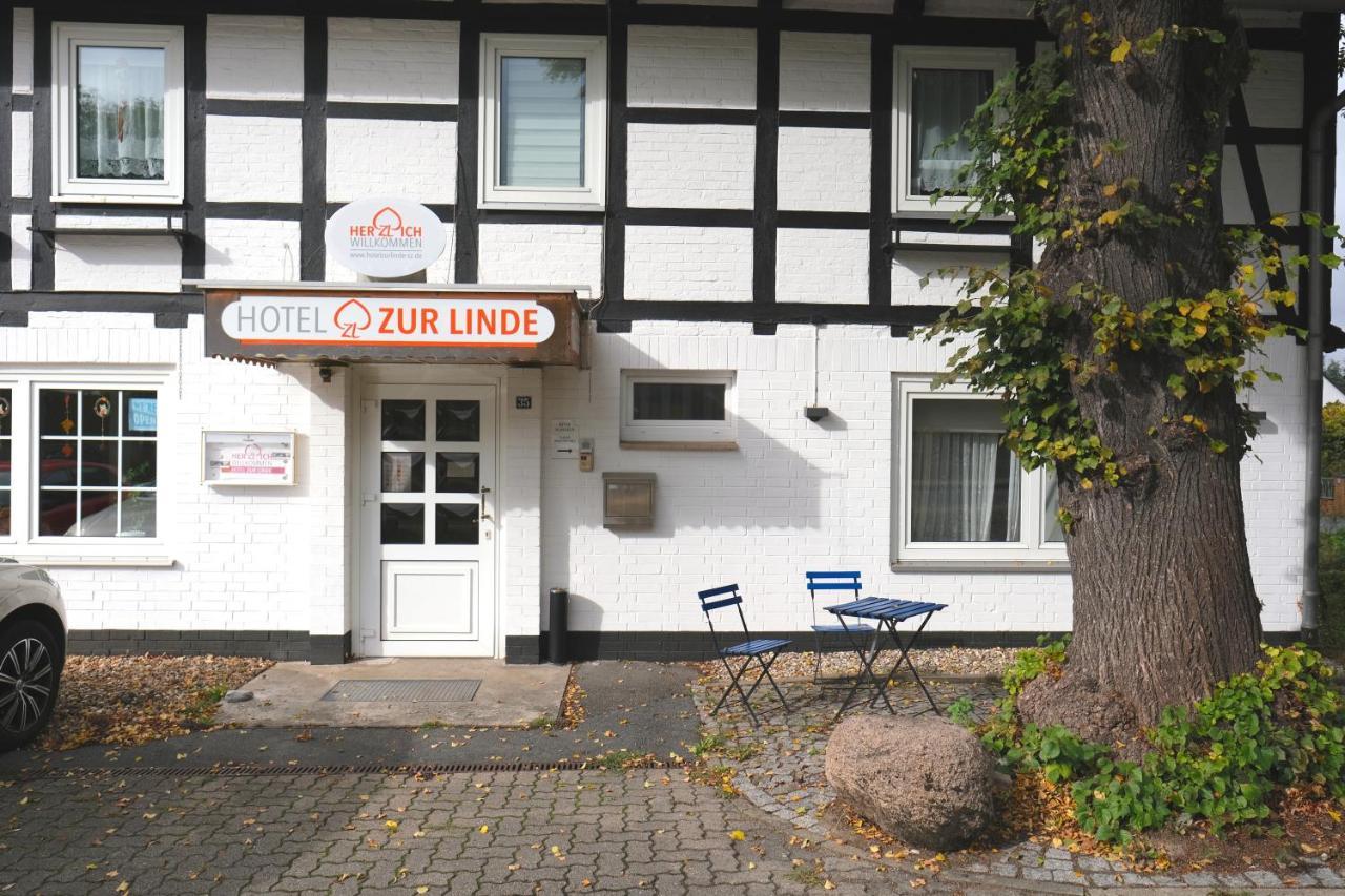 Hotel Zur Linde Salzgitter Bagian luar foto